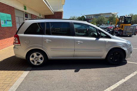 Vauxhall Zafira 1.7 CDTi ecoFLEX Exclusiv MPV 5dr Diesel Manual Euro 5 (SNav) (110 ps) 3