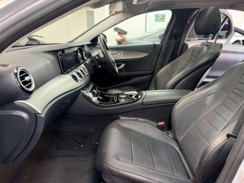Mercedes-Benz E Class 2.0 E220d SE (Premium) Saloon 4dr Diesel G-Tronic+ Euro 6 (s/s) (194 ps) 33