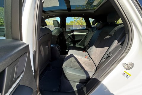 Audi Q5 TDI QUATTRO S LINE - PANORAMIC SUNROOF -TECH PACK -VIRTUAL COCKPIT 31
