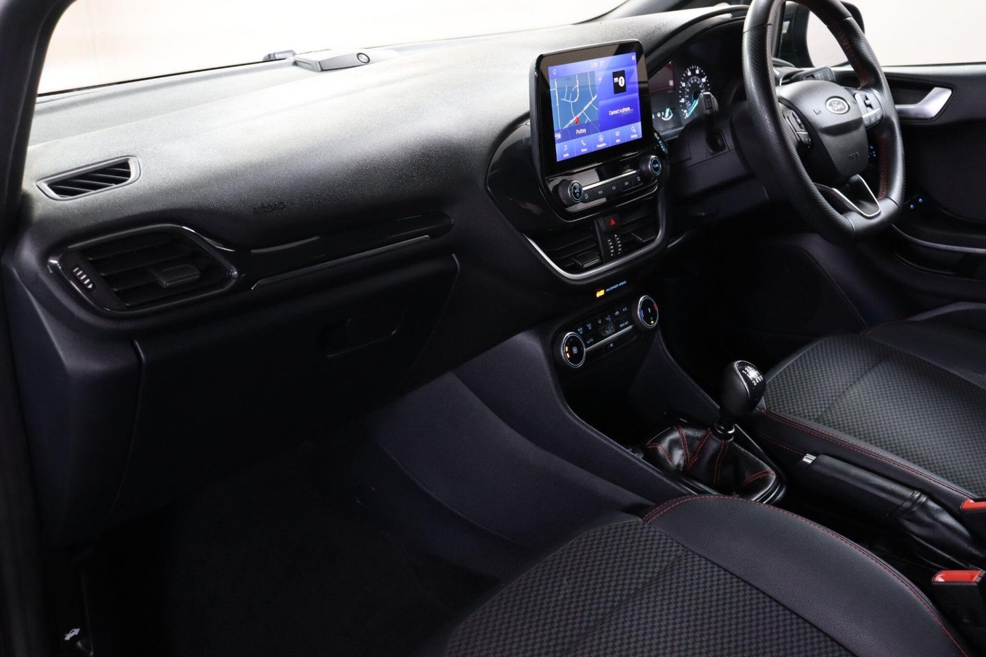 2021 Ford Fiesta — image 29