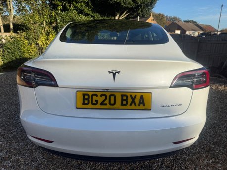Tesla Model 3 (Dual Motor) Long Range Auto 4WDE 4dr 9