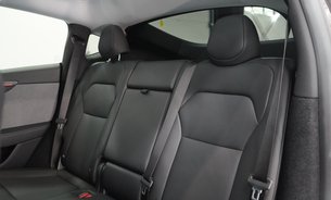 Tesla Model Y RWD Standard Range Ultra Red GROK AI Rear Screen Heated & Vented Seats VATQ 21