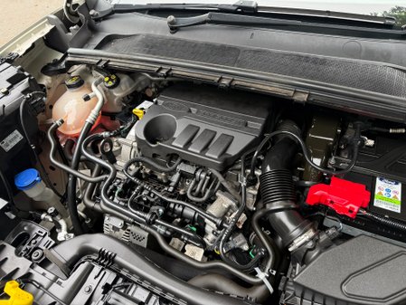 Ford Puma ST-LINE X FIRST EDITION MHEV 53