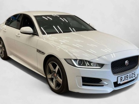 Jaguar XE 2.0 XE R-Sport Auto 4dr 1