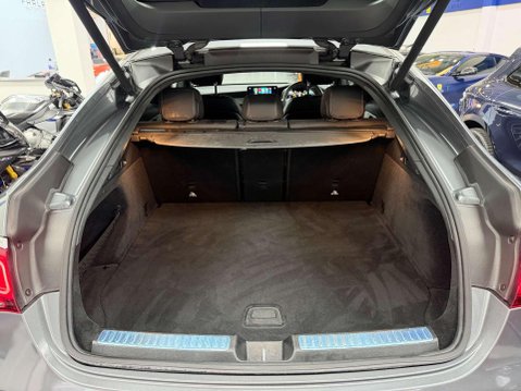 Mercedes-Benz GLC 2.0 GLC220d AMG Line (Premium) Coupe 5dr Diesel G-Tronic+ 4MATIC Euro 6 (s/ 38