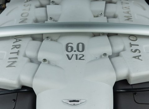 Aston Martin DBS V12 40