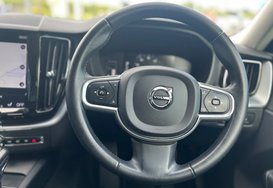 Volvo XC60 D4 MOMENTUM AWD AUTO 34