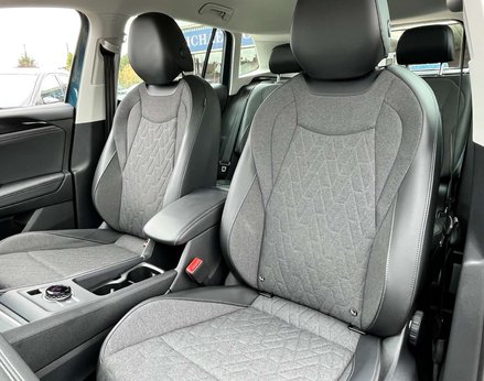 Volkswagen Tiguan 1.5 Tiguan Life TSi PHEV Semi-Auto 5dr 72