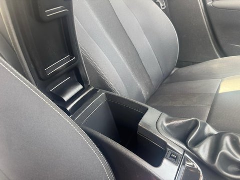 Renault Megane 1.6 16V Dynamique TomTom Euro 5 5dr 10