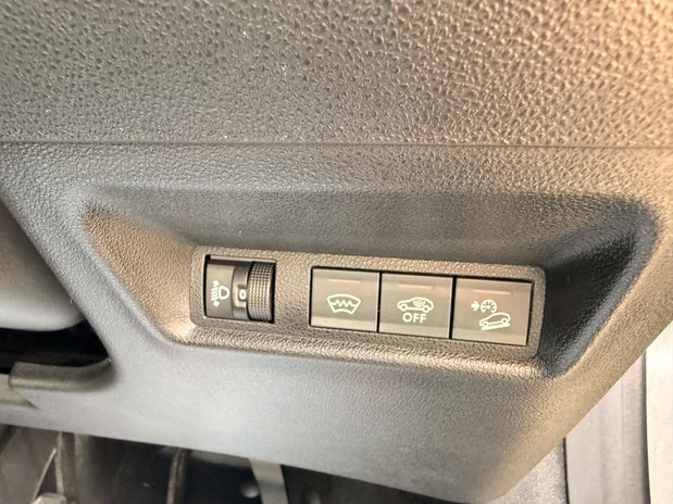 Jeep Avenger SUMMIT 16