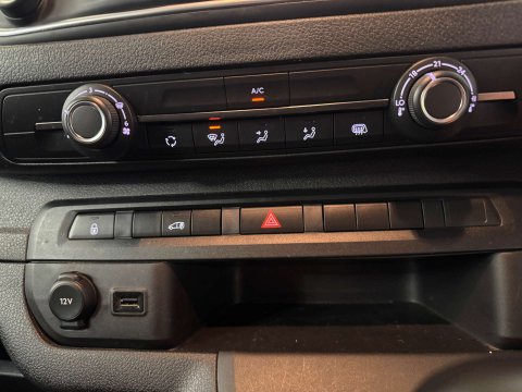 Vauxhall Vivaro 1.5 Vivaro F2900 Professional S/S 14