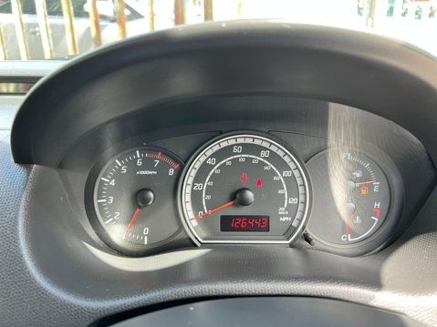 Suzuki Swift GL 24