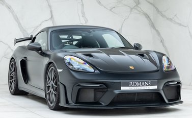 Porsche Cayman GT4 RS (718) 1