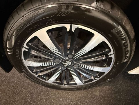 Peugeot 208 1.2 208 Tech Edition S/S 5dr 31