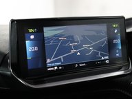 Peugeot 2008 GT PREMIUM 38