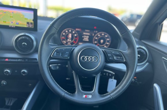 Audi Q2 1.5 TFSI S LINE AUTOMATIC 31