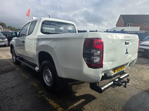 Mitsubishi L200 DI-D 4LIFE CLUB CAB 4