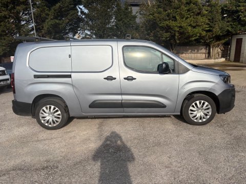 Peugeot Partner BLUEHDI PROFESSIONAL PREMIUM L2 6