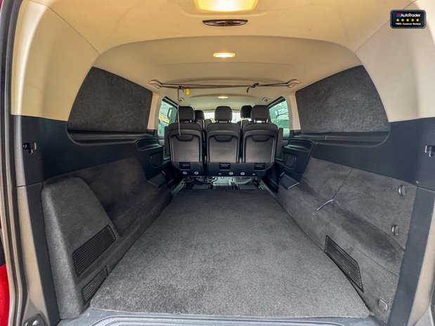 Mercedes-Benz Vito Crew Cab AUTO XLWB L3H1 Premium Plus 116 Alloys Sensors Tow Bar NO VAT EURO 10
