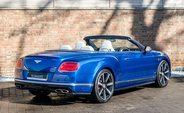 Bentley Continental GT V8 S Mulliner Convertible 9