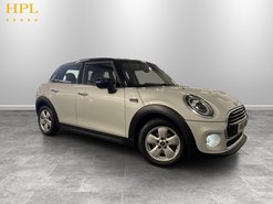 Mini Hatch 1.5 Cooper Classic Hatchback 5dr Petrol Manual Euro 6 (s/s) (136 ps)