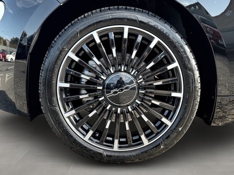 Fiat 500 87kW La Prima by Bocelli 42kWh 2dr Auto 15