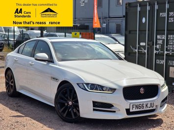 Jaguar XE 2.0d R-Sport Saloon 4dr Diesel Auto Euro 6 (s/s) (180 ps)