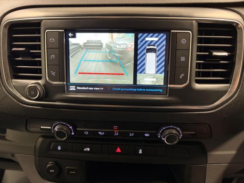 Peugeot Expert 2.0 BlueHDi 1400 Professional Plus Standard Panel Van MWB Euro 6 (s/s) 6dr 15