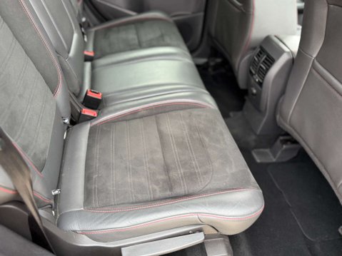 Ford Kuga 2.0 Kuga ST-Line TDCi 4x4 Auto 4WD 5dr 59