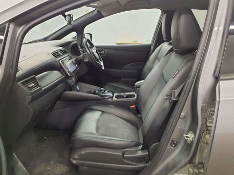 Nissan LEAF Leaf N-Connecta 5dr *NATIONAL DELIVERY* 11