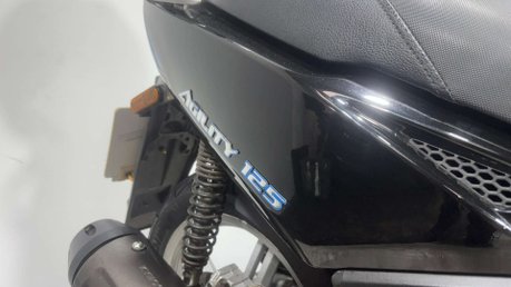 Kymco Agility City 125 2019 12K NEW MOT SERVICED RIDES WELL 125CC LEARNER SCOOTER 14