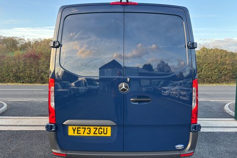 Mercedes-Benz Sprinter 315 Cdi Premium Mwb Lr Panel Van 12
