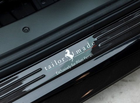 Ferrari 488 Pista Piloti 22