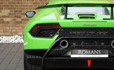 Lamborghini Huracan Performante 16