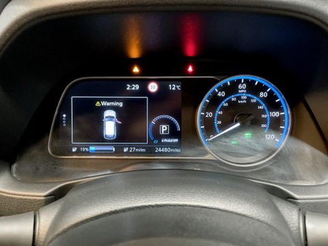 Nissan LEAF 39kWh Tekna Hatchback 5dr Electric Auto (150 ps) Sat Nav 14