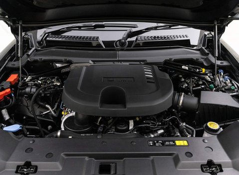 Land Rover Defender 3.0 D300 MHEV X Auto 4WD Euro 6 (s/s) 3dr 27