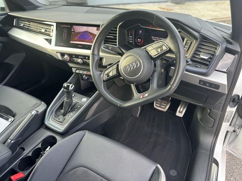 Audi A1 1.5 TFSI 35 Vorsprung Sportback 5dr Petrol S Tronic Euro 6 (s/s) (150 ps) 2 14