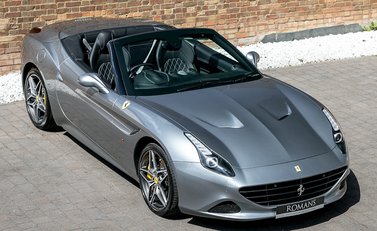 Ferrari California T 4