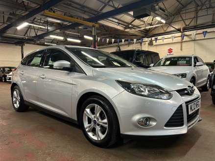 2012 FOCUS ZETEC MILEAGE 74,200 MILES YEAR 2012 12 BODY TYPE HATCHBACK TRANSMISSION MANUAL... photo