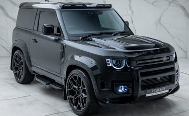 Land Rover Defender 90 D350 X-DYNAMIC HSE HARD TOP URBAN 11