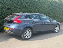Volvo V40 (Sold) 2.0 T2 Inscription Hatchback 5dr Petrol Manual Euro 6 (s/s) (122 ps) 26