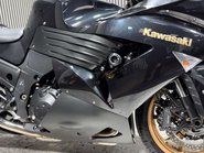 Kawasaki ZZR1400 2010 ONLY 30K STUNNING BIKE PANNIERS LONG MOT WARRANTY 1400CC 20
