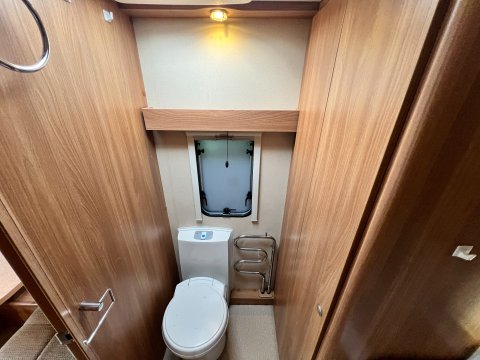 Swift Challenger 530 SE 16