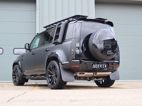 Land Rover servicing for Defender and Discovery with On line registration saving up to 40 percent on main dealers 