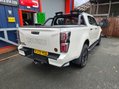 Isuzu D-Max V-CROSS DCB AUTO 8