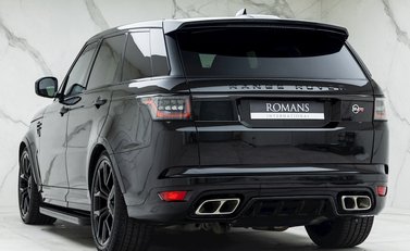 Land Rover Range Rover Sport 5.0 SVR Carbon Edition 3