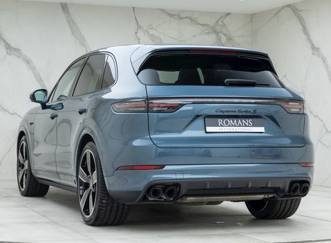 Porsche Cayenne TURBO S E-HYBRID 7