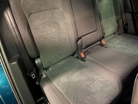 Volkswagen Tiguan 2.0 Tiguan Elegance TDI DSG Auto 5dr 38