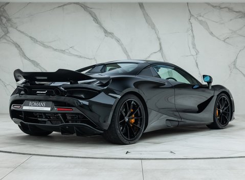 McLaren 720S Performance Spider 6