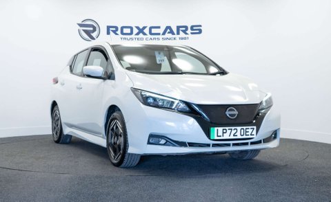 2022 NISSAN LEAF
